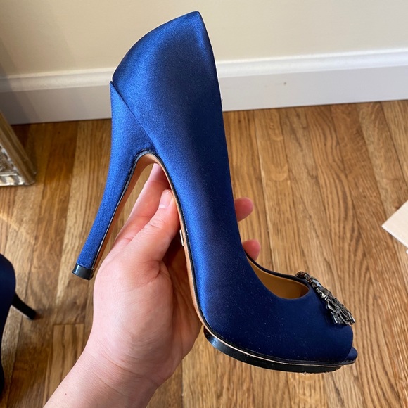 Badgley Mischka Navy satin open-toe heels - Picture 7 of 13